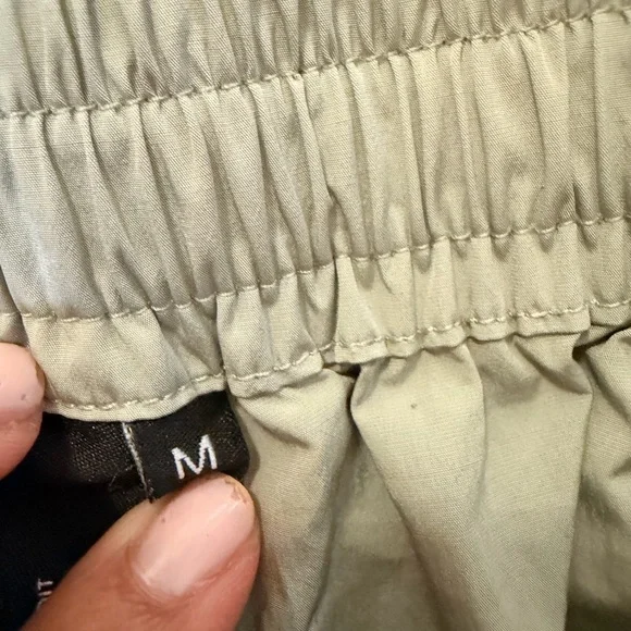 Halle Berry x Sweaty Betty Maia Woven Jogger in Chalkgreen - Picture 9 of 9